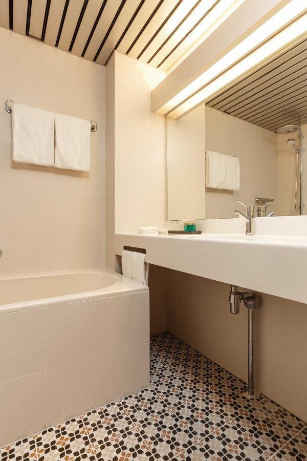 Hotel De Ruwenberg Den Bosch - Sint Michielsgestel エクステリア 写真